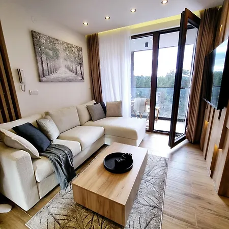 Borovi Deluxe * Divčibare