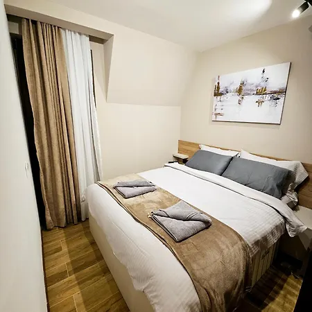 Borovi Deluxe Divčibare