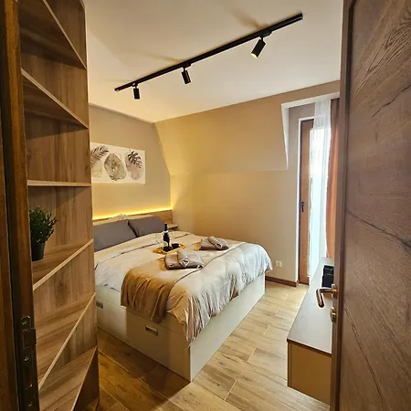 Borovi Deluxe アパート