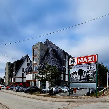 アパート Borovi Deluxe